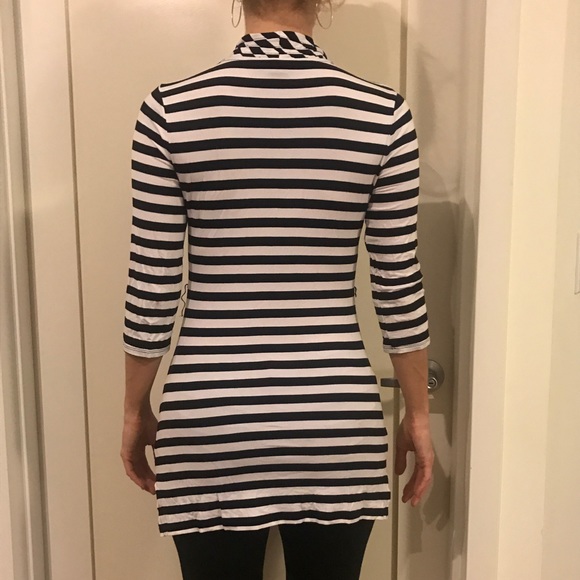 WHITE HOUSE BLACK MARKET STRIPED TUNIC TOP - Picture 3 of 4